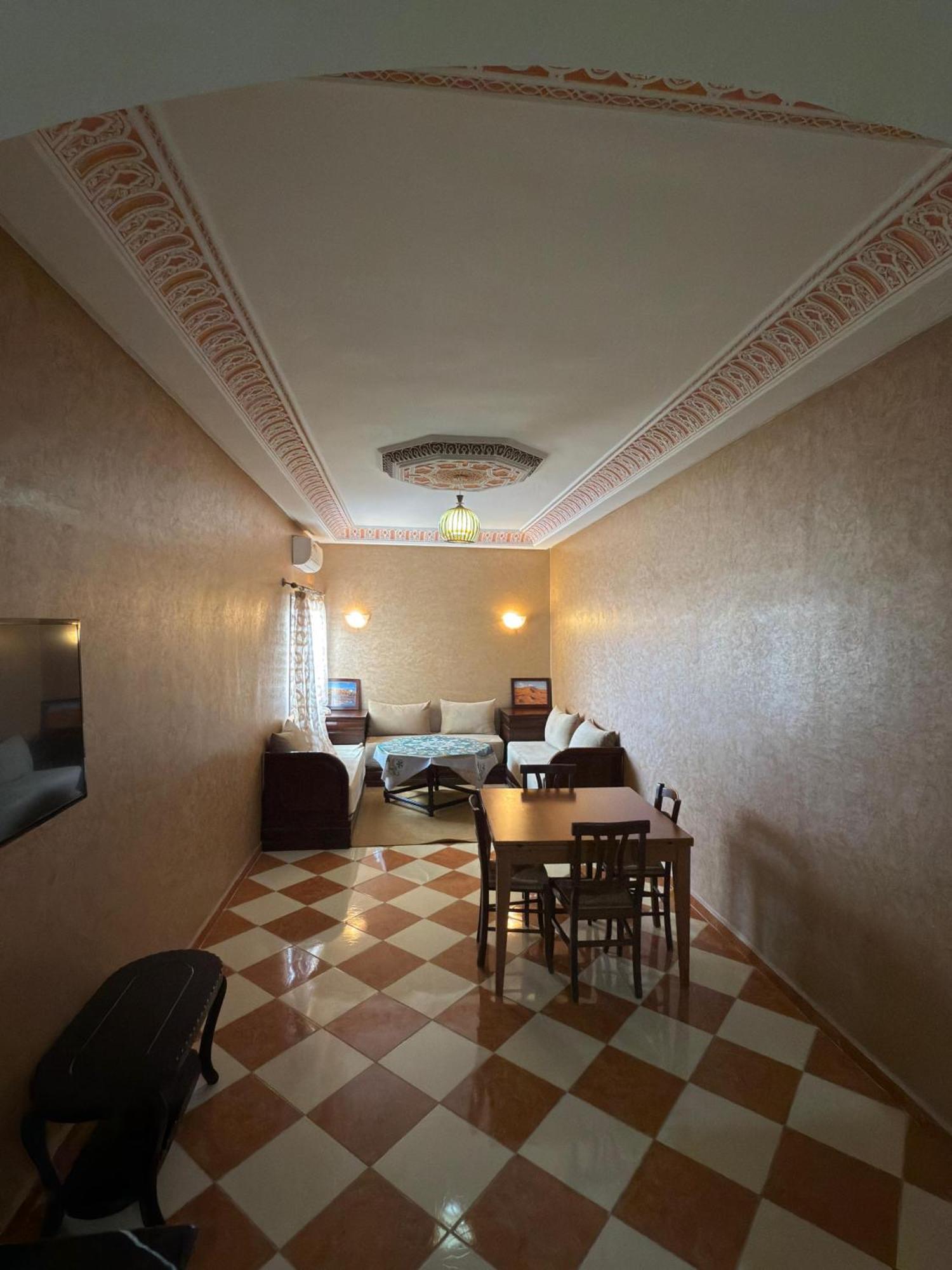 Residence Dikre Ουαρζαζάτ Δωμάτιο φωτογραφία
